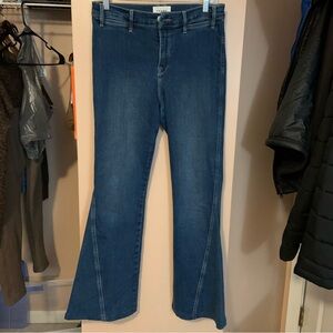 Frame Denim Flare Jeans in Deep Blue size 29